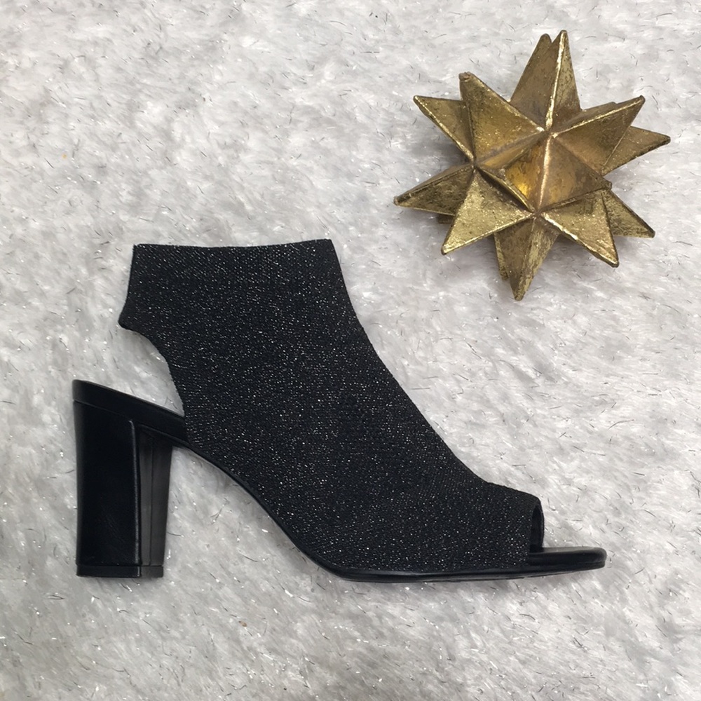 Sexy mesh peep toe  bootie sz 8